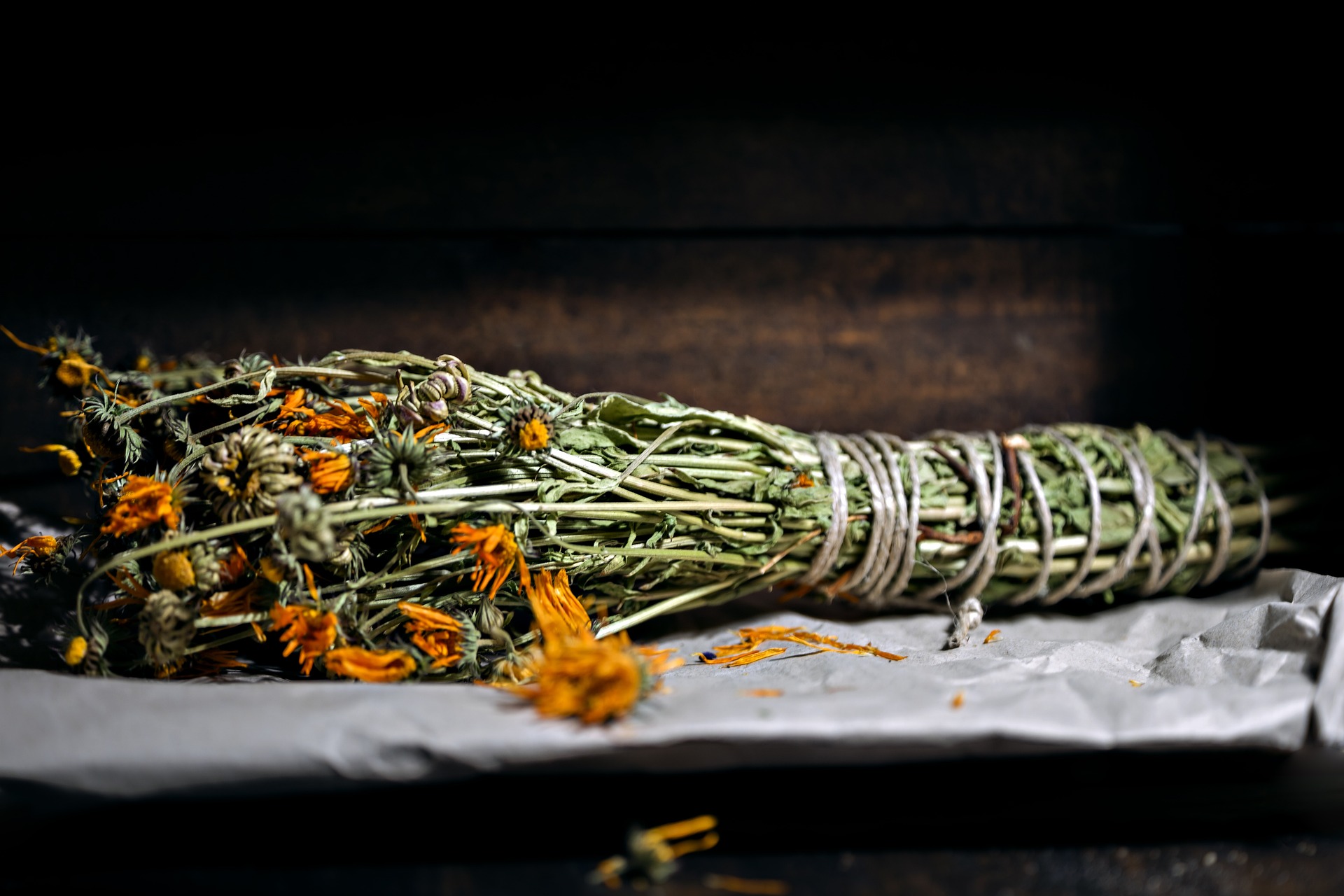 Choosing dried herbs to keep on hand at home