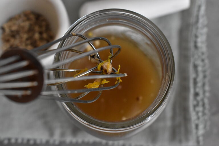 Discover herbal bitters with DIY recipes