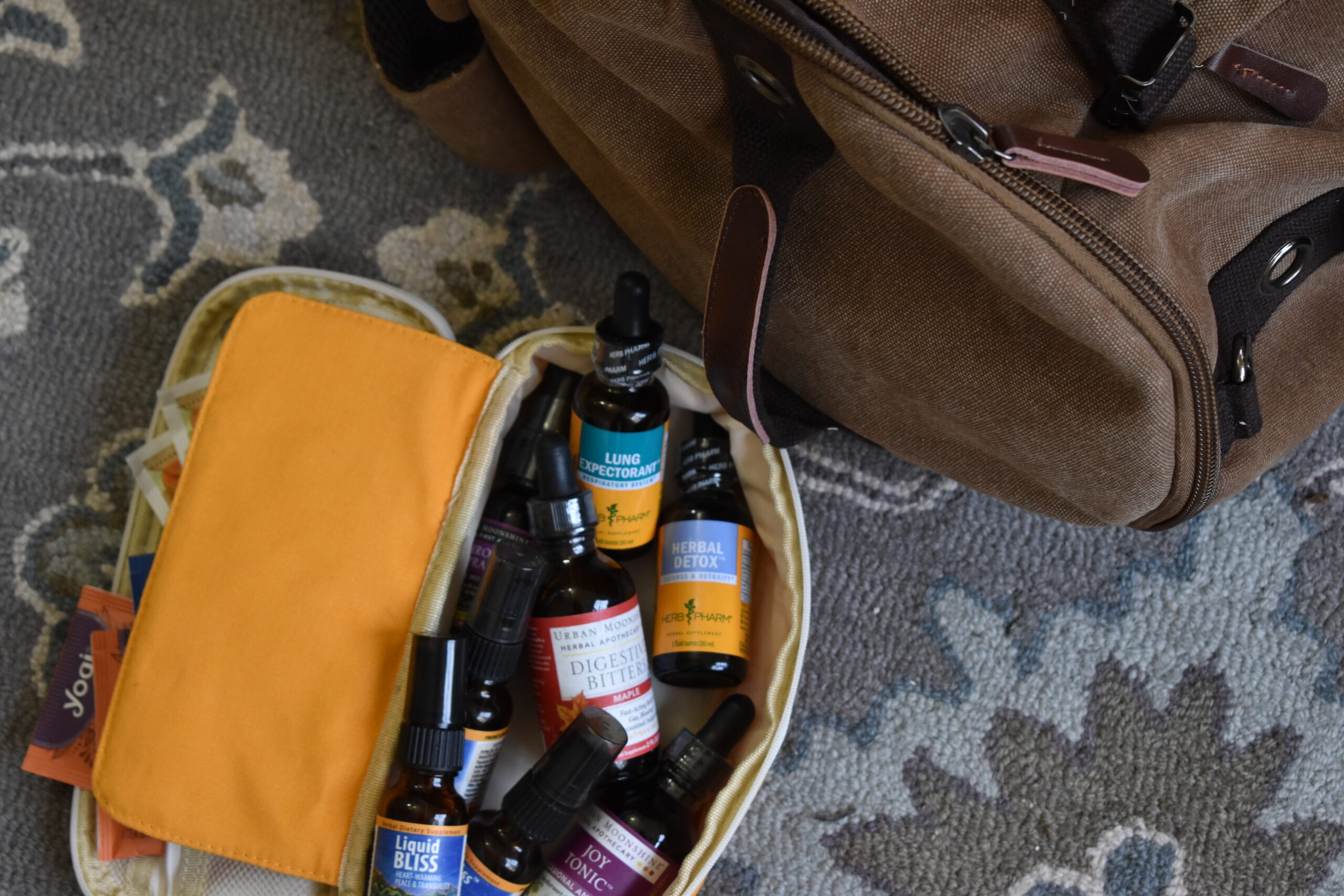 Herbs for emergencies to keep in your GOOD bag